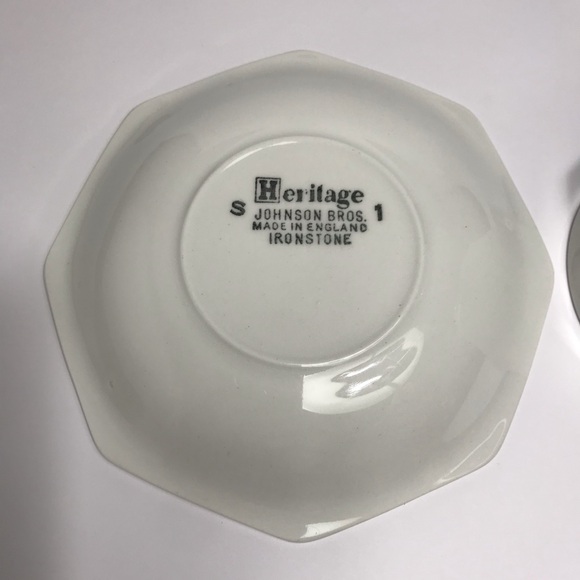 Johnson Brothers Heritage Ironstone 2 Cup & Saucer Sets White Vintage England - Picture 10 of 16